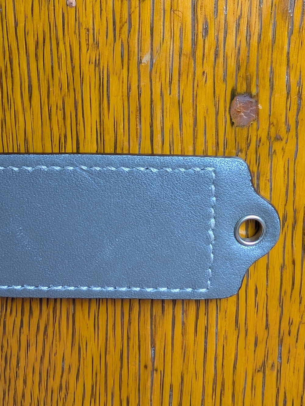 Coach Silver Leather Key Tag with Metal Eyelet - Picture 2 of 6